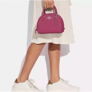 NWT Coach Sydney Satchel